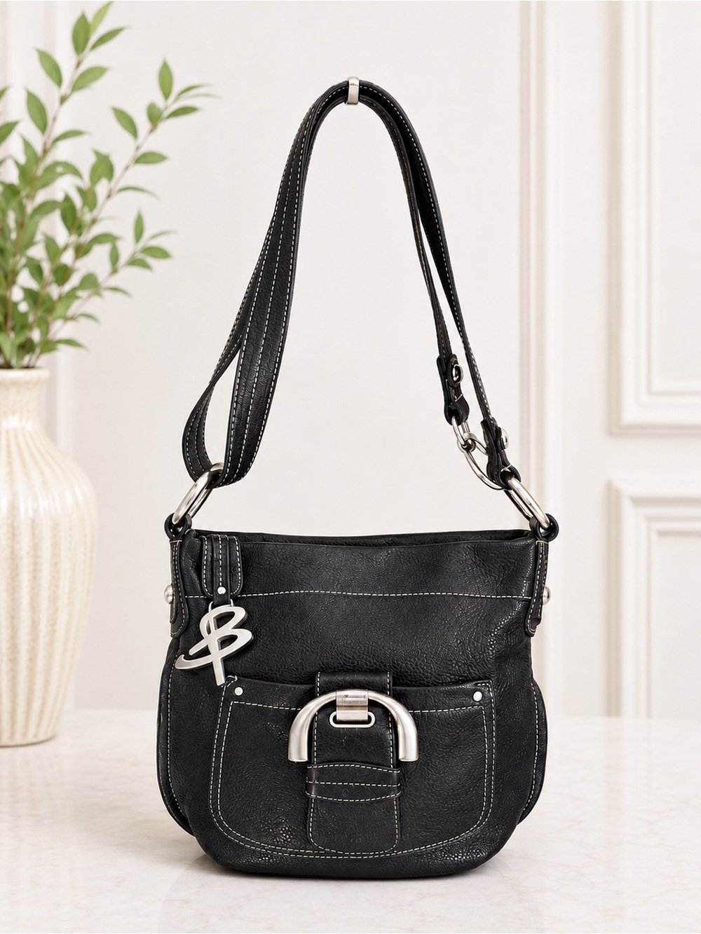 B. Makowsky Black Pebbled Leather Buckle Crossbody Shoulder Bag Silver Hardware